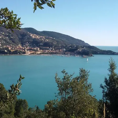 Lunadelmar - La Spezia, Cinque Terrre *